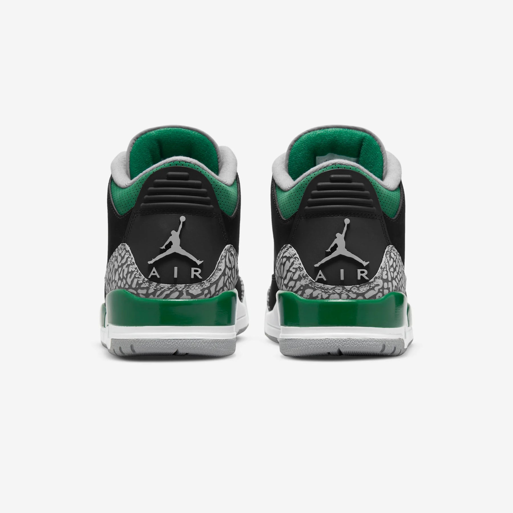 AIR JORDAN 3 RETRO PINE GREEN NIB