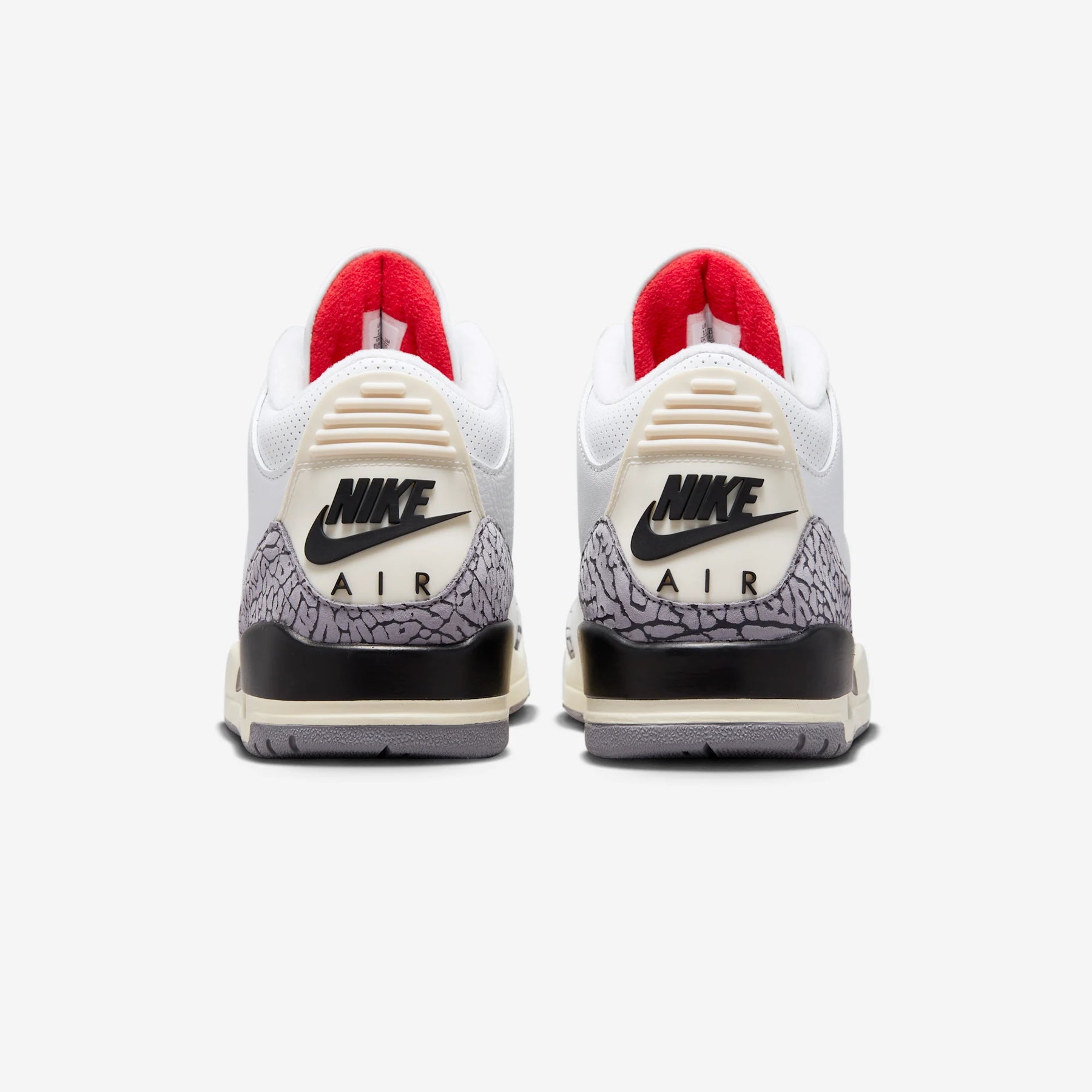 AIR JORDAN 3 RETRO WHITE CEMENT REIMAGINED NIB