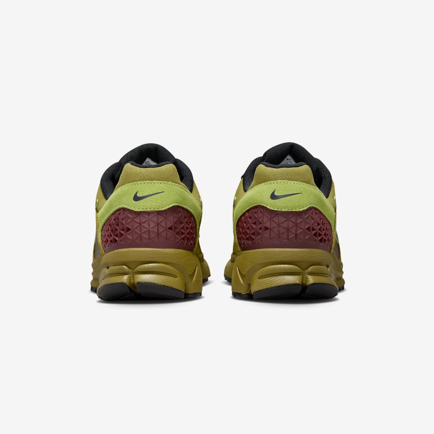 NIKE NIKE ZOOM VOMERO 5 PACIFIC MOSS NIB, 10