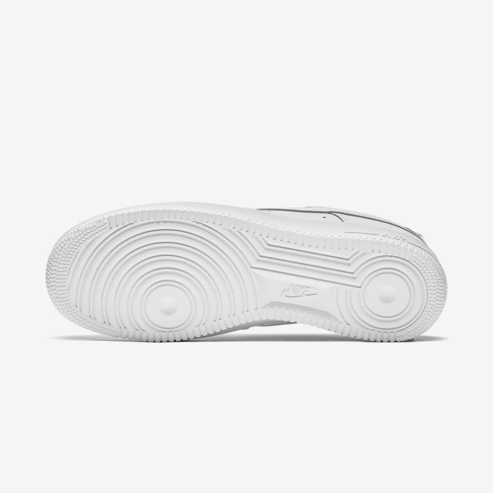 NIKE AIR FORCE 1 LOW WHITE NIB