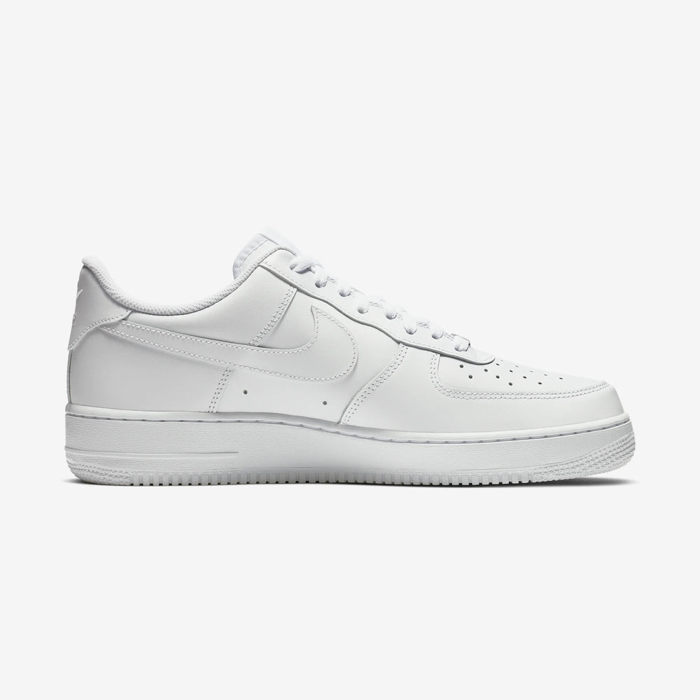 NIKE AIR FORCE 1 LOW WHITE NIB