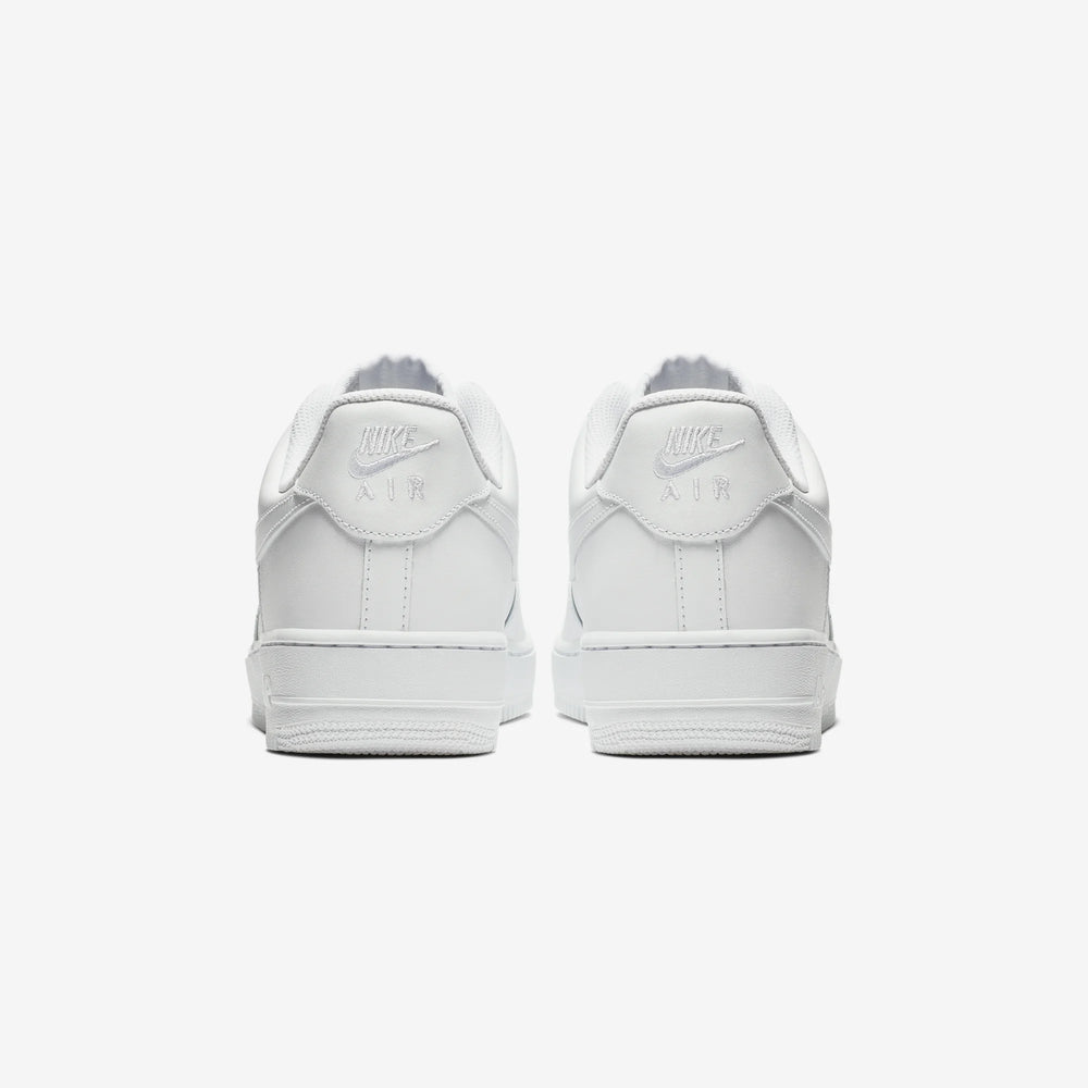 NIKE AIR FORCE 1 LOW WHITE NIB