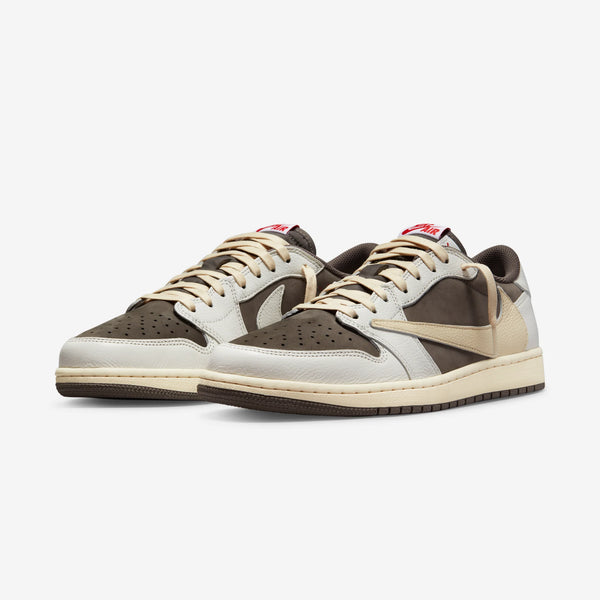 AIR JORDAN 1 RETRO LOW TRAVIS SCOTT REVERSE MOCHA NIB