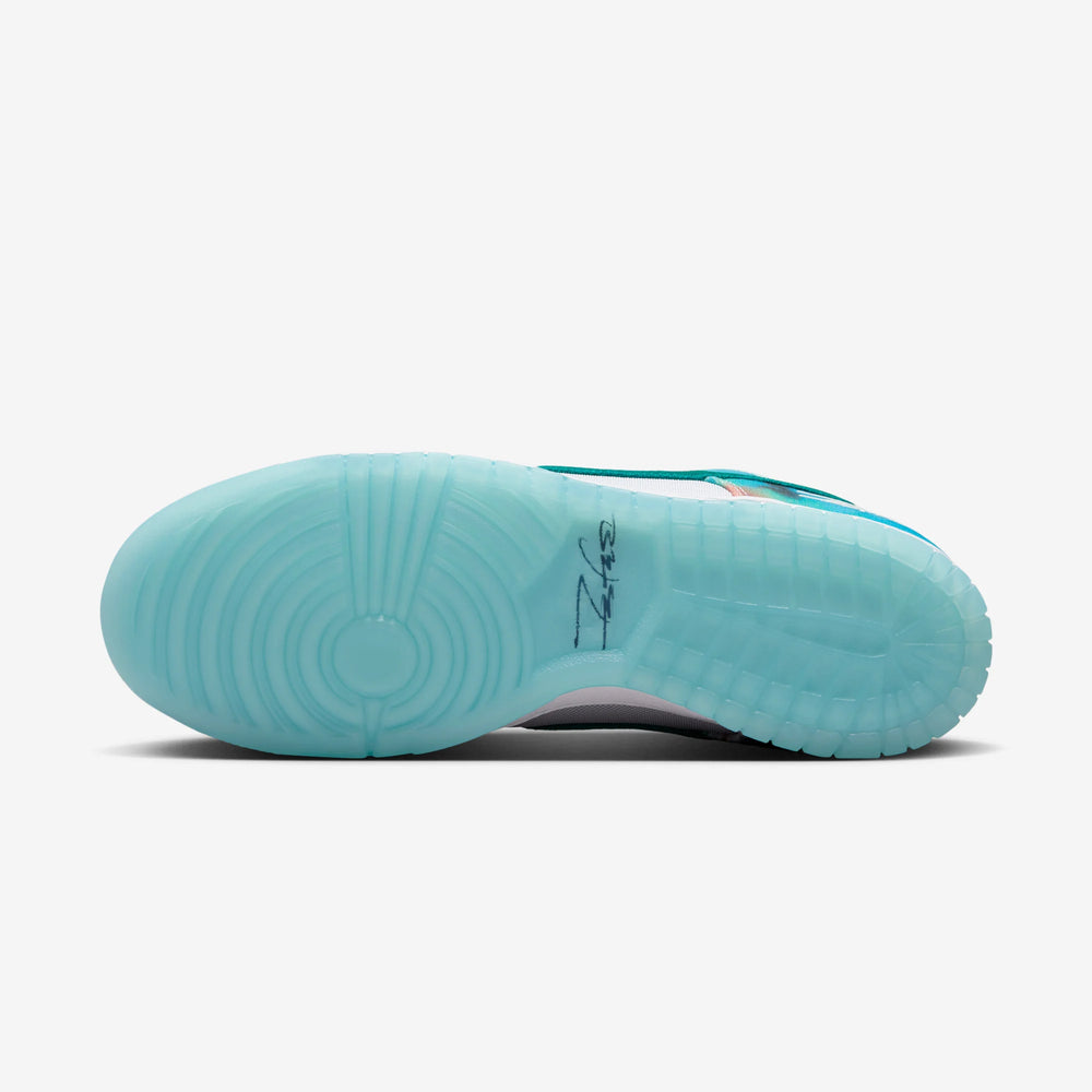 NIKE SB DUNK LOW FUTURA LABORATORIES BLEACHED AQUA NIB