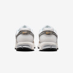 NIKE ZOOM VOMERO 5 PLATINUM-TINT/METALLIC-GOLD NIB