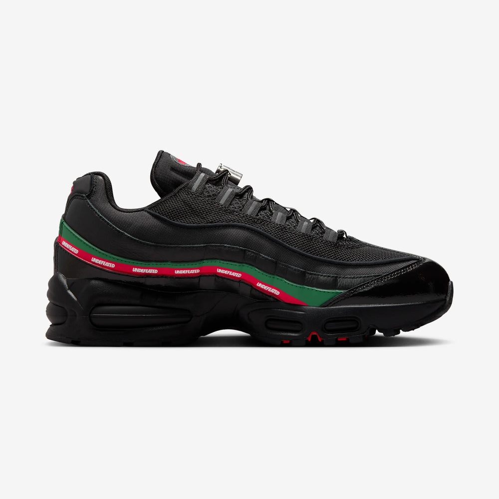 NIKE AIR MAX 95 UNDEFEATED BLACK NIB