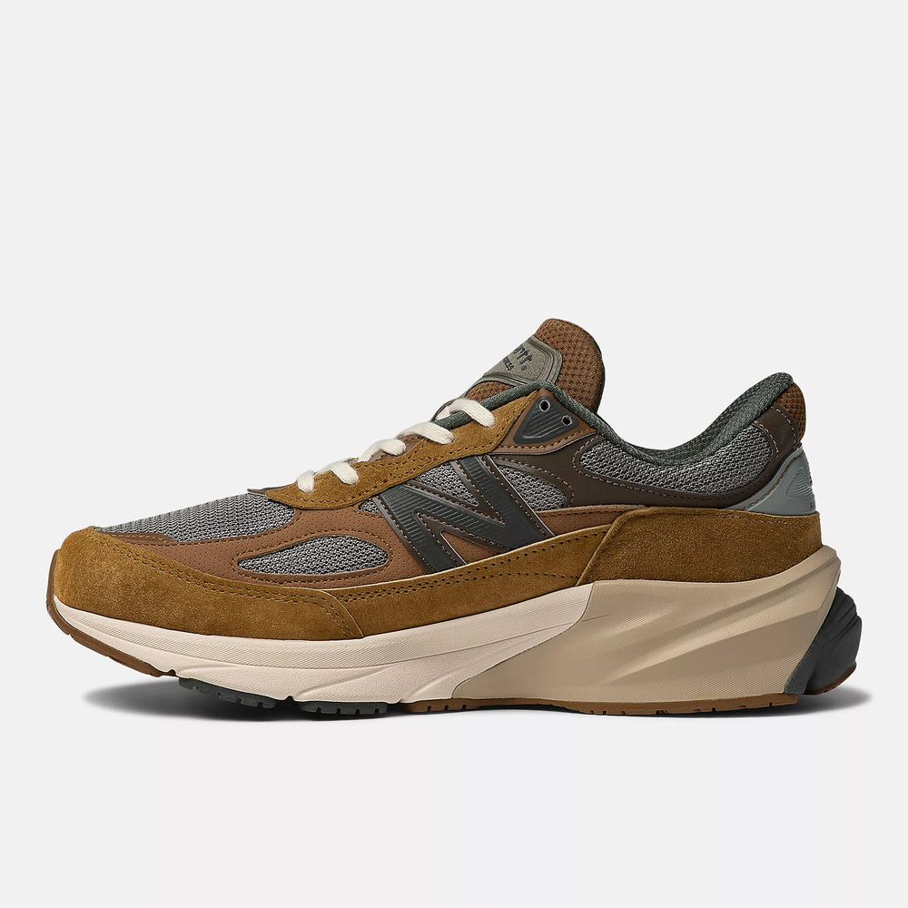 NEW BALANCE 990V6 CARHARTT WIP SCULPTURE CENTER NIB
